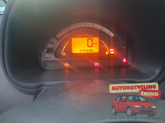 Citroen C2 1.1 Samochód złomowany (2004, Czarny)