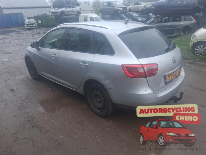 Seat Ibiza ST 1.2 TDI Ecomotive Samochód złomowany (2011, Szary)