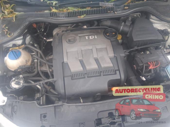 Seat Ibiza ST 1.2 TDI Ecomotive Samochód złomowany (2011, Szary)