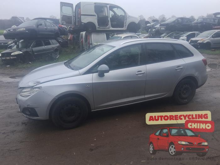 Seat Ibiza ST 1.2 TDI Ecomotive Samochód złomowany (2011, Szary)