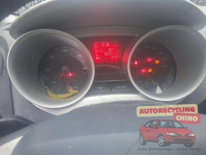 Seat Ibiza ST 1.2 TDI Ecomotive Samochód złomowany (2011, Szary)