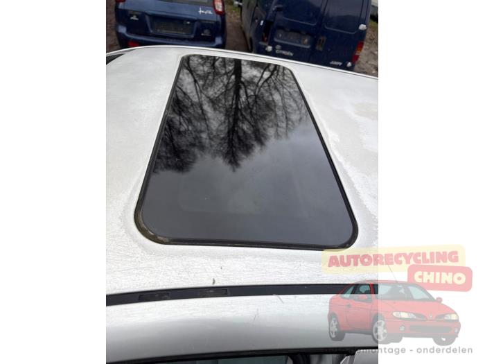 Skoda Fabia 1.4i Samochód złomowany (2000, Szary)