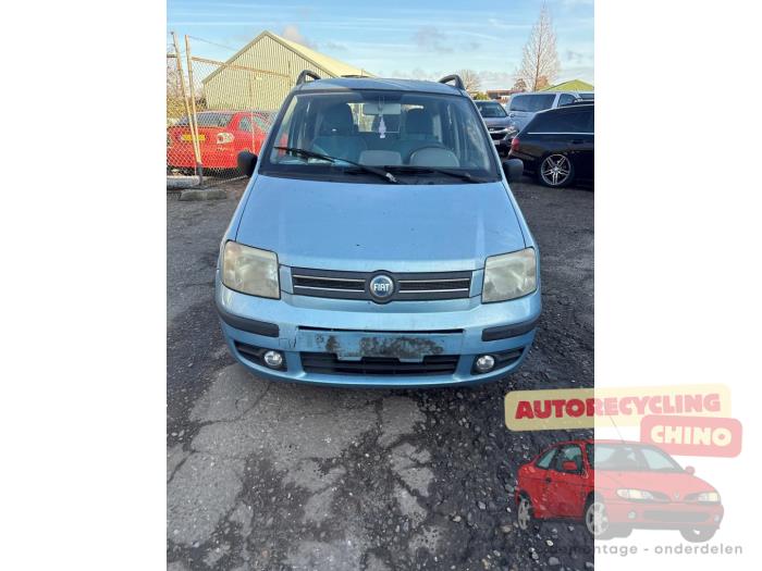 Fiat Panda 1.2 Fire Skrotfordon (2004, BLAUW)