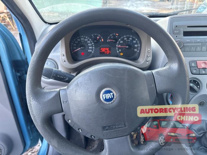 Fiat Panda 1.2 Fire Skrotfordon (2004, BLAUW)