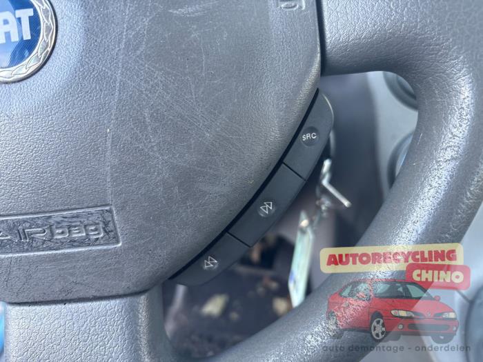 Fiat Panda 1.2 Fire Skrotfordon (2004, BLAUW)