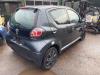 Toyota Aygo 1.0 12V VVT-i Skrotfordon (2009, GRIJS)