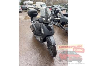Kymco People  (Skrot)
