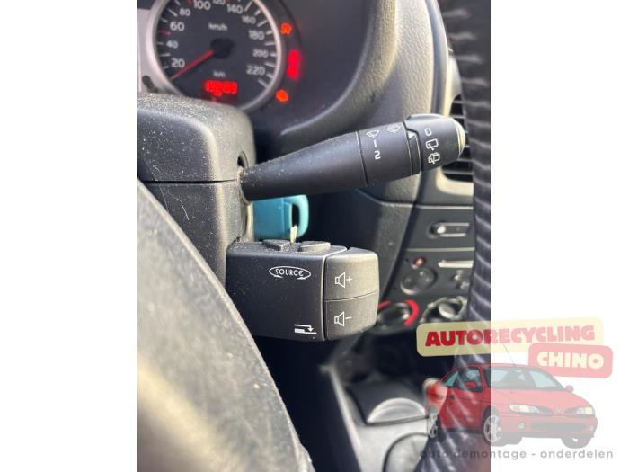 Renault Clio II 1.2 16V Sloopvoertuig (2002, Grijs)