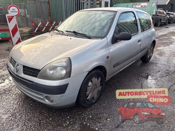 Renault Clio II 1.2 16V Sloopvoertuig (2002, Grijs)
