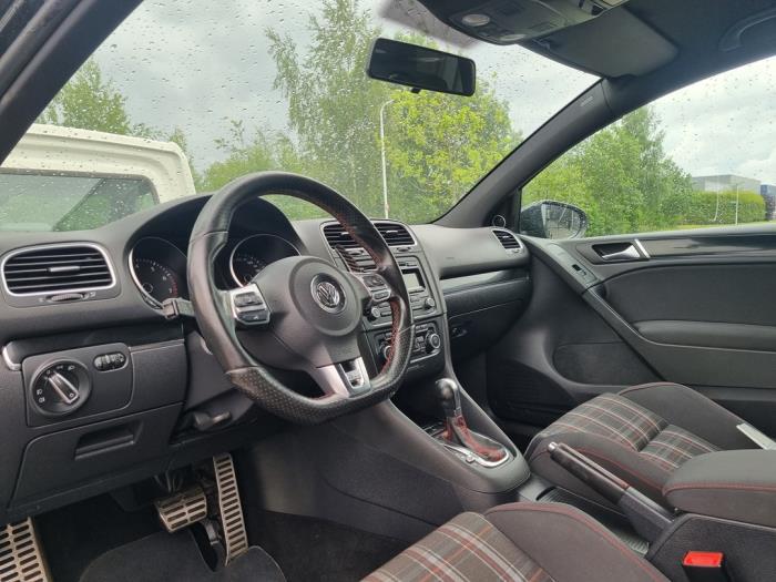 Volkswagen Golf VI 2.0 GTI 16V Sloopvoertuig (2010, Donker, Grijs)
