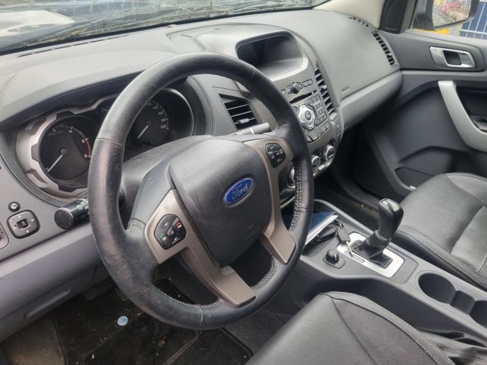 Ford Ranger 2.2 TDCi 16V 150 4x4 Skrotfordon (2014, METALLIC ZWART)