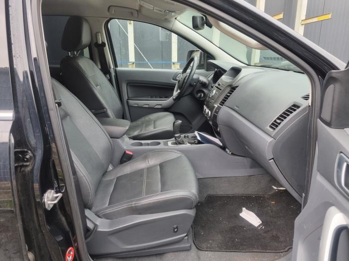 Ford Ranger 2.2 TDCi 16V 150 4x4 Skrotfordon (2014, METALLIC ZWART)