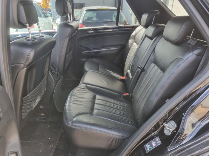 Mercedes ML II 3.0 ML-280 CDI 4-Matic V6 24V Sloopvoertuig (2008, Zwart)