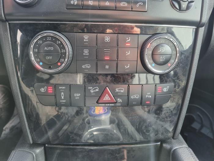 Mercedes ML II 3.0 ML-280 CDI 4-Matic V6 24V Sloopvoertuig (2008, Zwart)