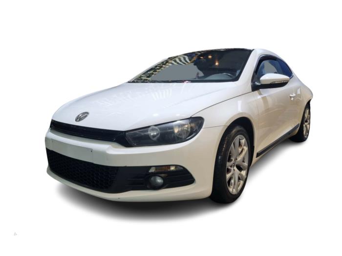 Volkswagen Scirocco 1.4 TSI 122 16V Samochód złomowany (2011, Bialy)