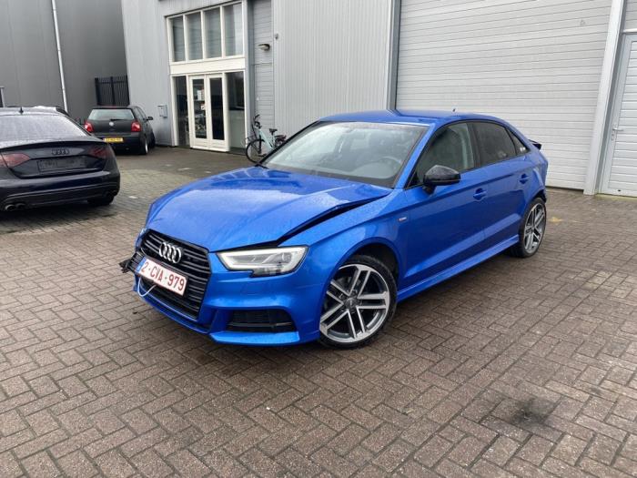 Audi A3 Limousine 1.0 TFSI 12V Skrotfordon (2018, BLAUW)