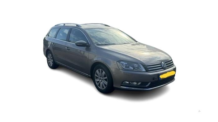Volkswagen Passat Variant 1.4 TSI 16V Skrotfordon (2011, BRUIN)