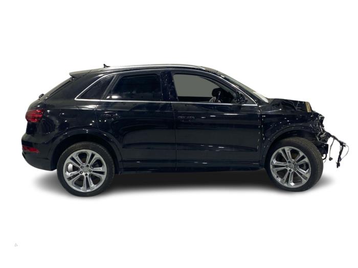 Audi Q3 2.0 16V TFSI 200 Quattro Skrotfordon (2014, ZWART)