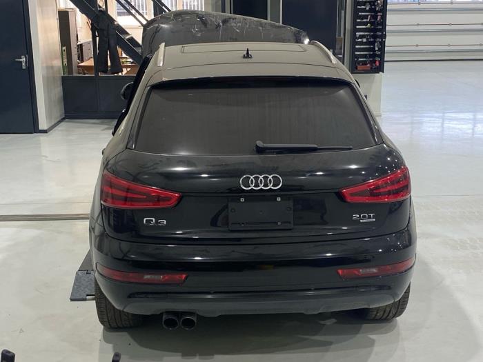 Audi Q3 2.0 16V TFSI 200 Quattro Skrotfordon (2014, ZWART)