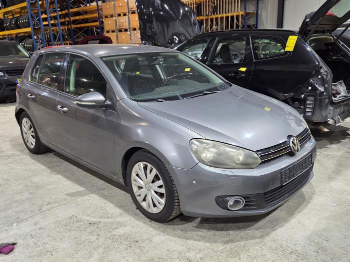 Volkswagen Golf VI 1.4 TSI 122 16V Samochód złomowany (2011, Szary)
