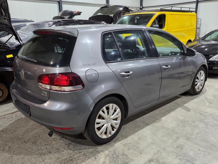 Volkswagen Golf VI 1.4 TSI 122 16V Samochód złomowany (2011, Szary)