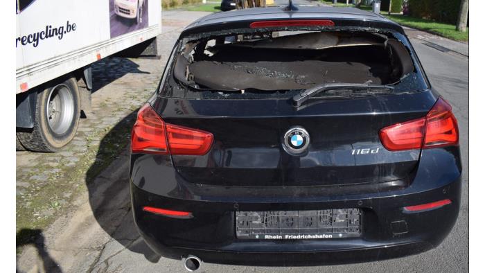 BMW 1 serie 116d 1.5 12V TwinPower Sloopvoertuig (2019, Zwart)