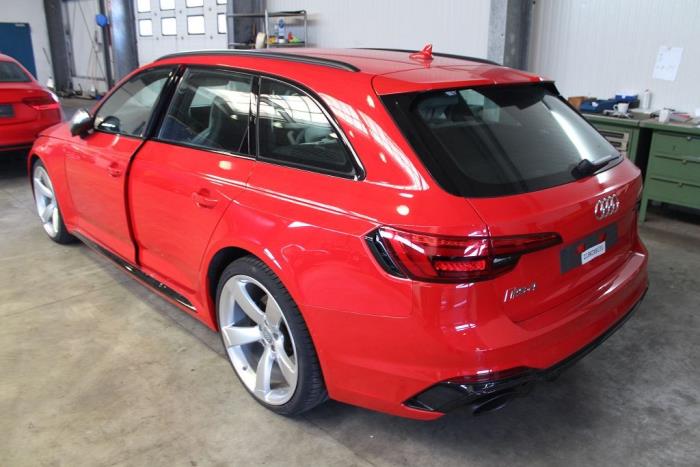 Audi RS 4 Avant 2.9 V6 TFSI 24V Sloopvoertuig (2018, Rood)