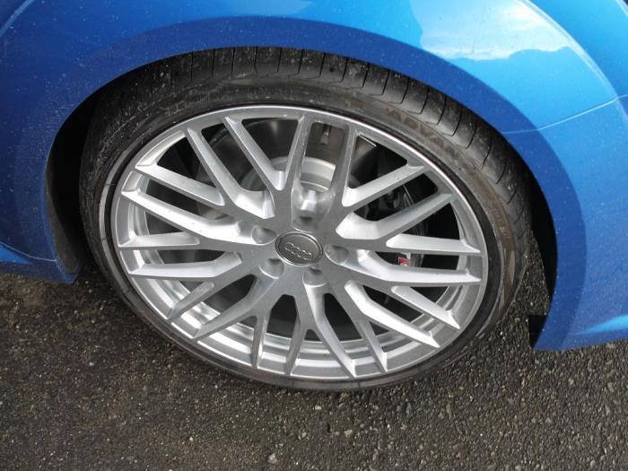 Audi TT Roadster 2.0 TFSI 16V TTS Quattro Skrotfordon (2016, METALLIC BLAUW)