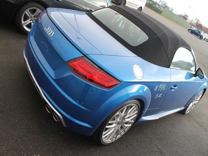 Audi TT Roadster 2.0 TFSI 16V TTS Quattro Skrotfordon (2016, METALLIC BLAUW)