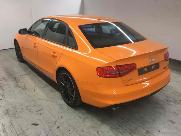 Audi A4 Quattro 3.0 TDI V6 24V Skrotfordon (2014, ORANJE)