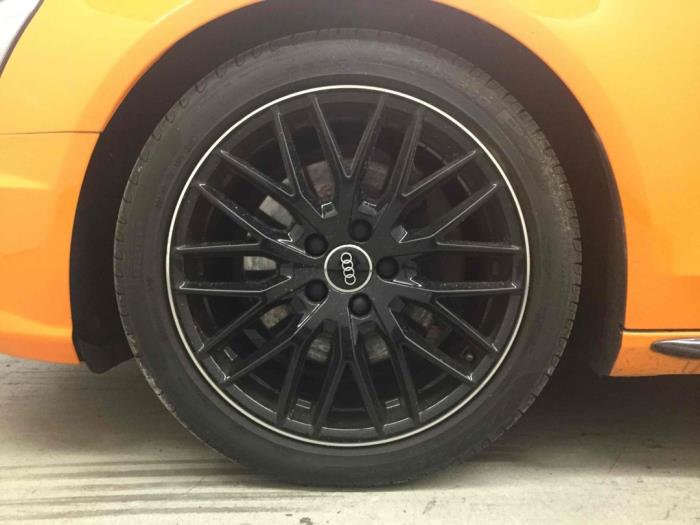 Audi A4 Quattro 3.0 TDI V6 24V Skrotfordon (2014, ORANJE)