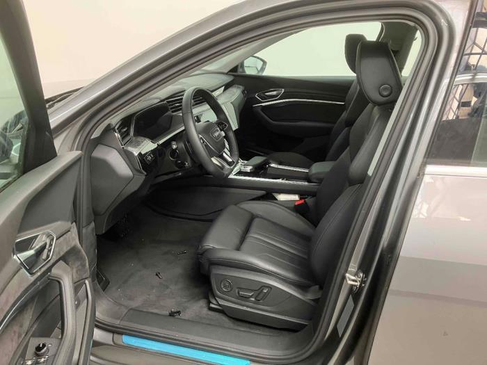 Audi e-tron 55 quattro Sloopvoertuig (2020, Grijs)