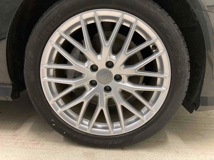 Audi A6 2.0 TDI 16V Schrottauto (2017, Metallic, Schwarz)