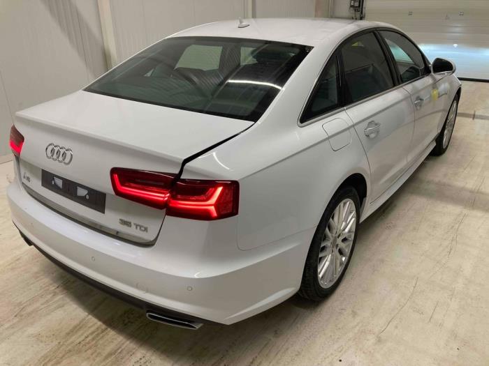 Audi A6 2.0 TDI 16V Skrotfordon (2017, METALLIC WIT)