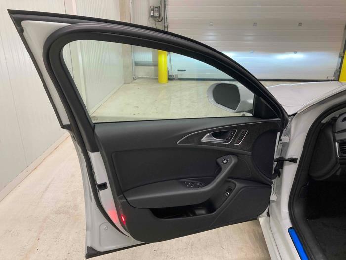 Audi A6 2.0 TDI 16V Skrotfordon (2017, METALLIC WIT)