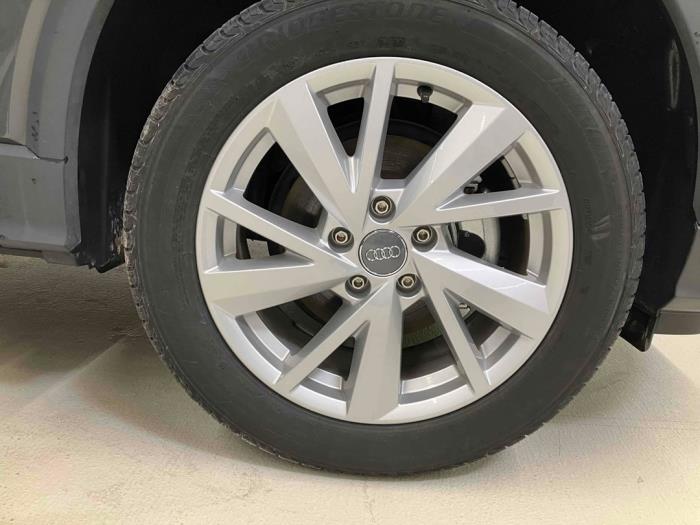 Audi Q2 1.0 30 TFSI 12V Sloopvoertuig (2020, Grijs)