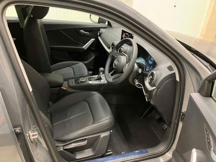 Audi Q2 1.0 30 TFSI 12V Sloopvoertuig (2020, Grijs)