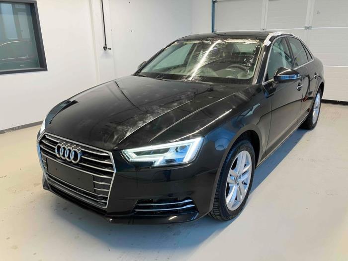 Audi A4 Quattro 2.0 TFSI 16V Sloopvoertuig (2017, Metallic, Zwart)