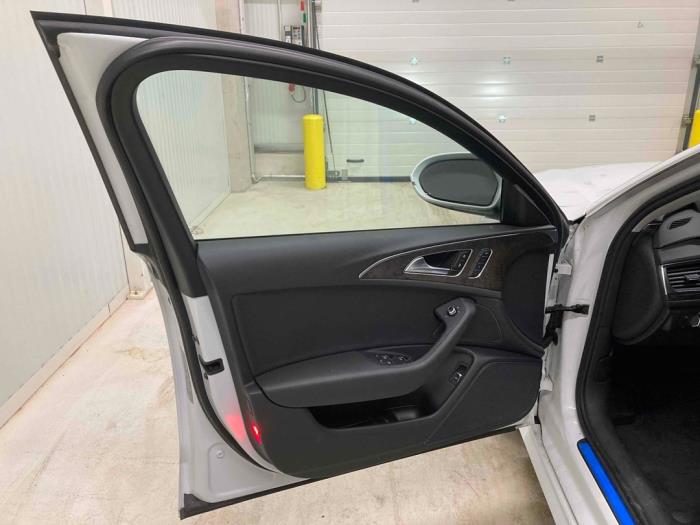 Audi A6 2.0 TDI 16V Skrotfordon (2017, METALLIC WIT)