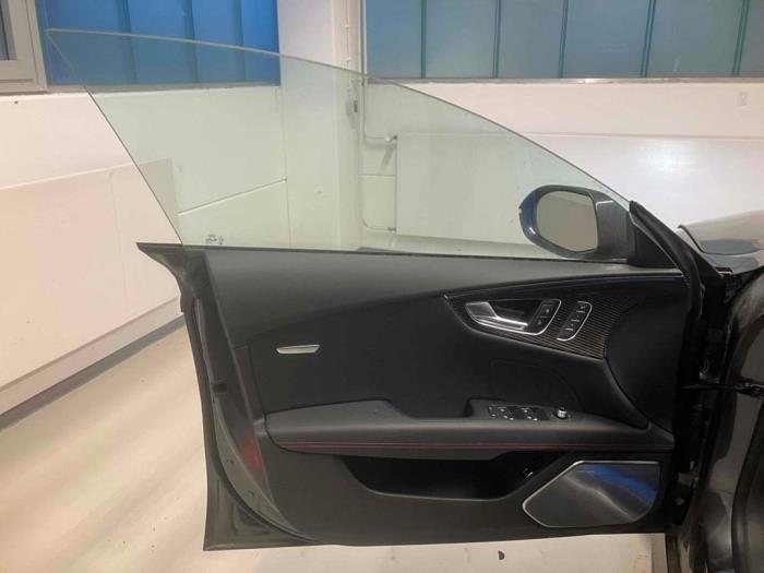 Audi RS7 Sportback 4.0 V8 TFSI Performance 32V Épave (2017, Métallisé, Gris)