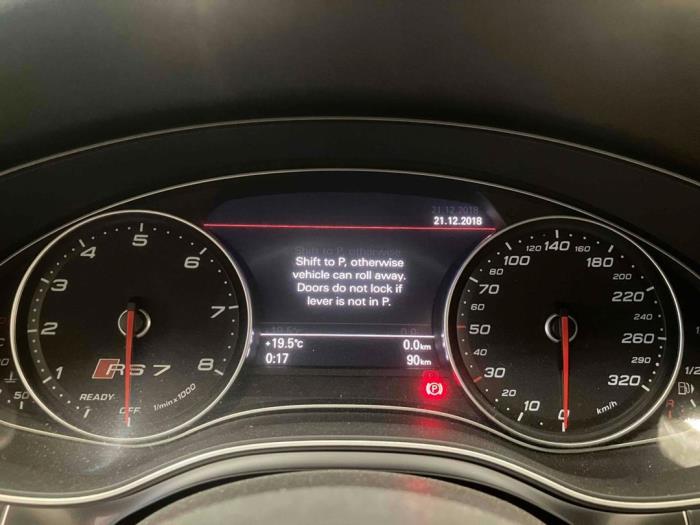 Audi RS7 Sportback 4.0 V8 TFSI Performance 32V Épave (2017, Métallisé, Gris)