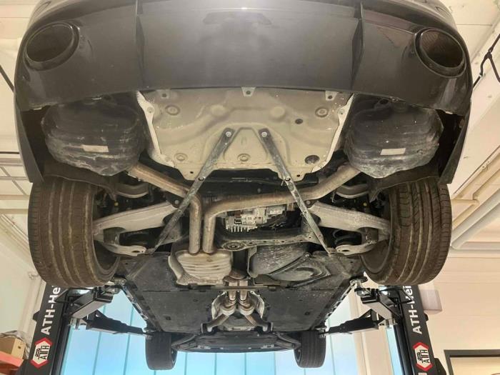 Audi RS7 Sportback 4.0 V8 TFSI Performance 32V Épave (2017, Métallisé, Gris)