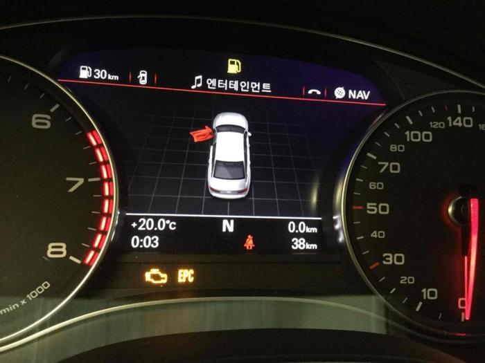 Audi A6 3.0 V6 24V TFSI Quattro Vehículo de desguace (2016, Metálico, Gris)