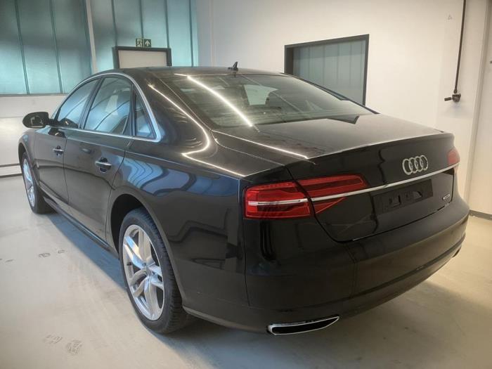 Audi A8 3.0 TDI V6 24V Quattro Sloopvoertuig (2017, Metallic, Zwart)