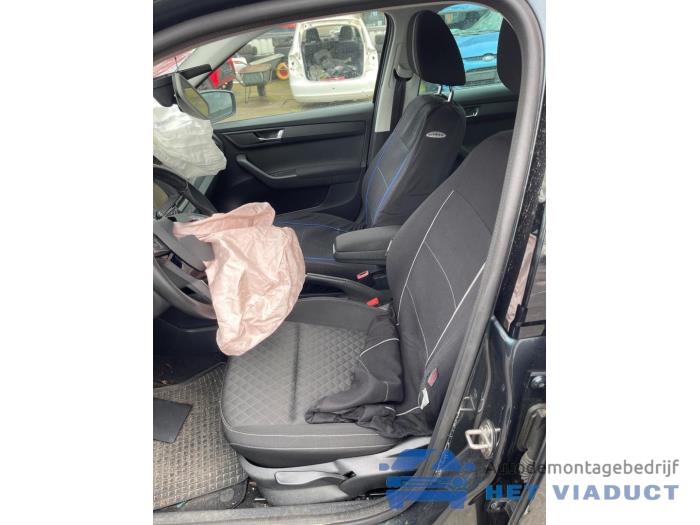 Skoda Fabia III Combi 1.2 TSI 16V Greentech Sloopvoertuig (2017, Grijs)