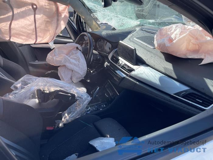 BMW 2 serie Gran Tourer 220dA xDrive 2.0 TwinPower Turbo 16V Skrotfordon (2018, WIT)