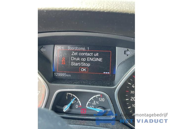 Ford Focus 3 Wagon 1.0 Ti-VCT EcoBoost 12V 125 Skrotfordon (2016, BLAUW)