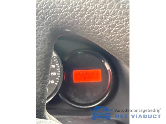 Dacia Sandero II 1.2 16V Skrotfordon (2016, BLAUW)