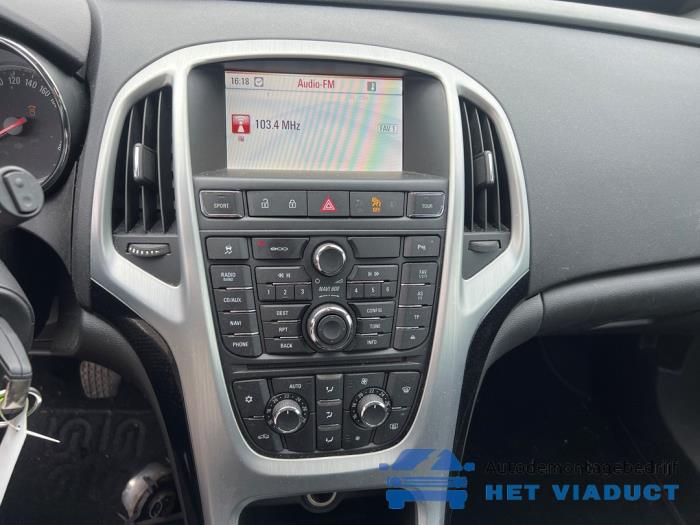 Opel Astra J GTC 2.0 CDTI 16V ecoFLEX Sloopvoertuig (2012, Zwart)