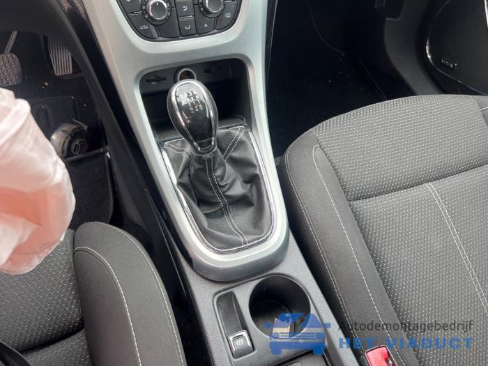 Opel Astra J GTC 2.0 CDTI 16V ecoFLEX Sloopvoertuig (2012, Zwart)